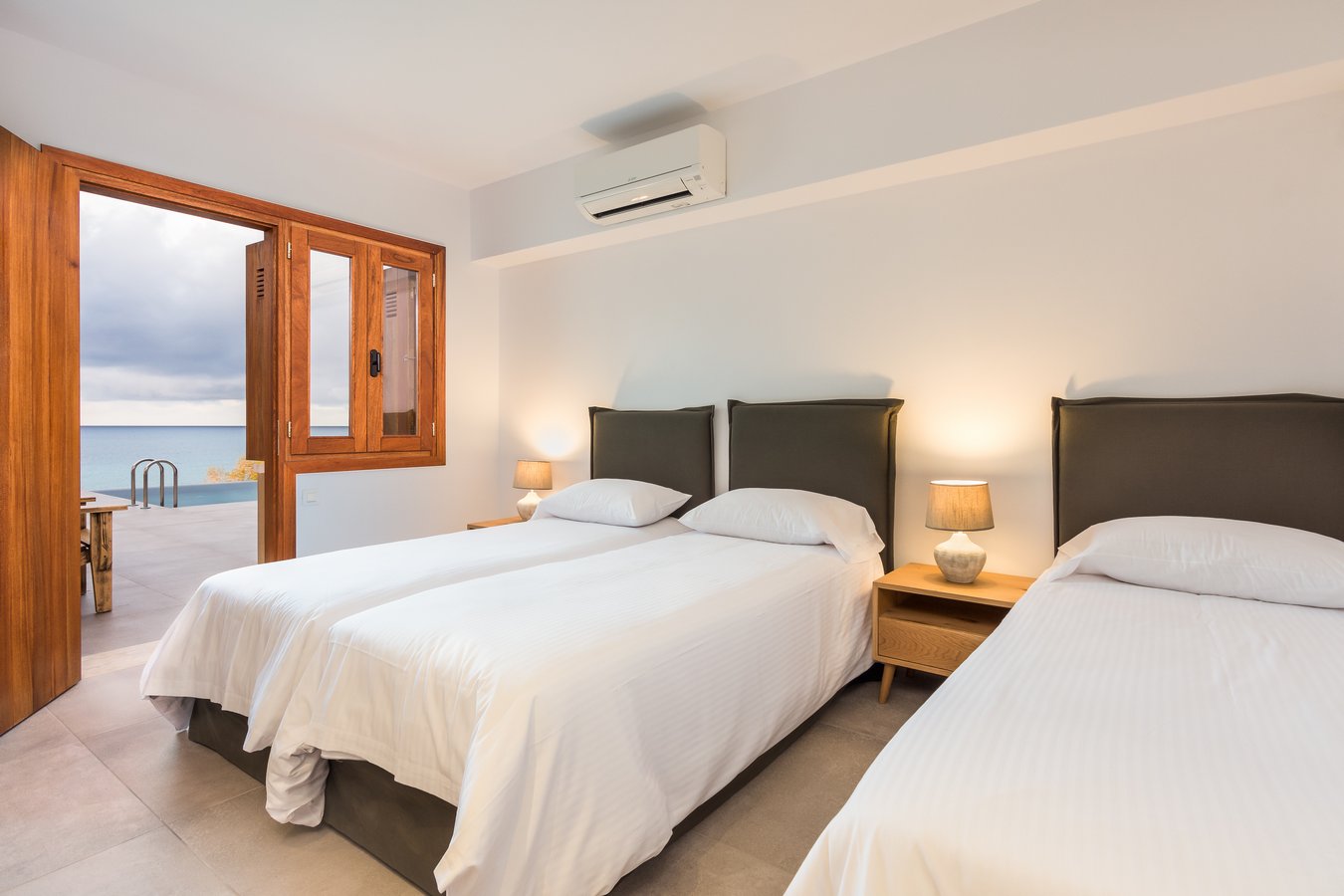 Guesthouse block - First level - Bedroom 7